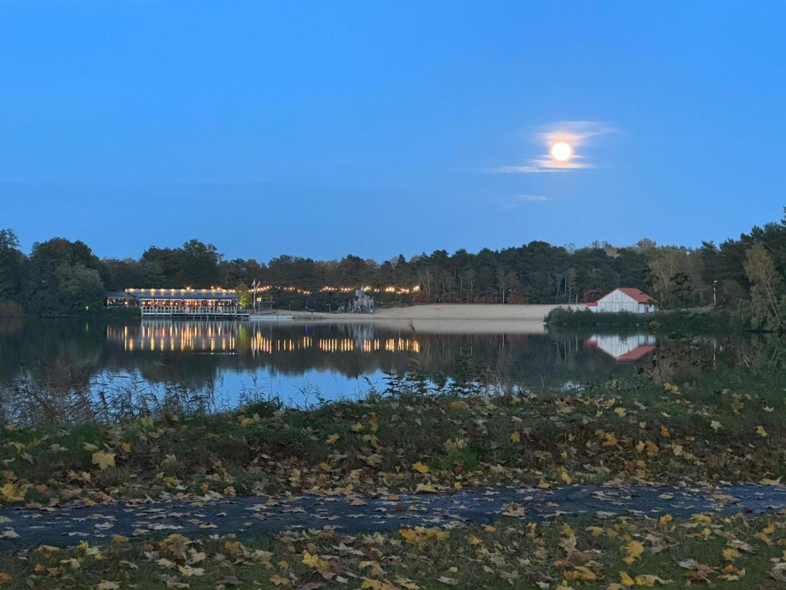 Allee Zum See Schuettorf Buitenkant foto